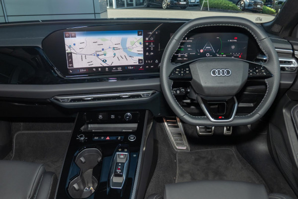 2025 Audi A5 B10 e-hybrid S-Line Wagon image 7