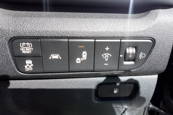 2021 Kia Niro DE Hybrid Sport SUV Image 21