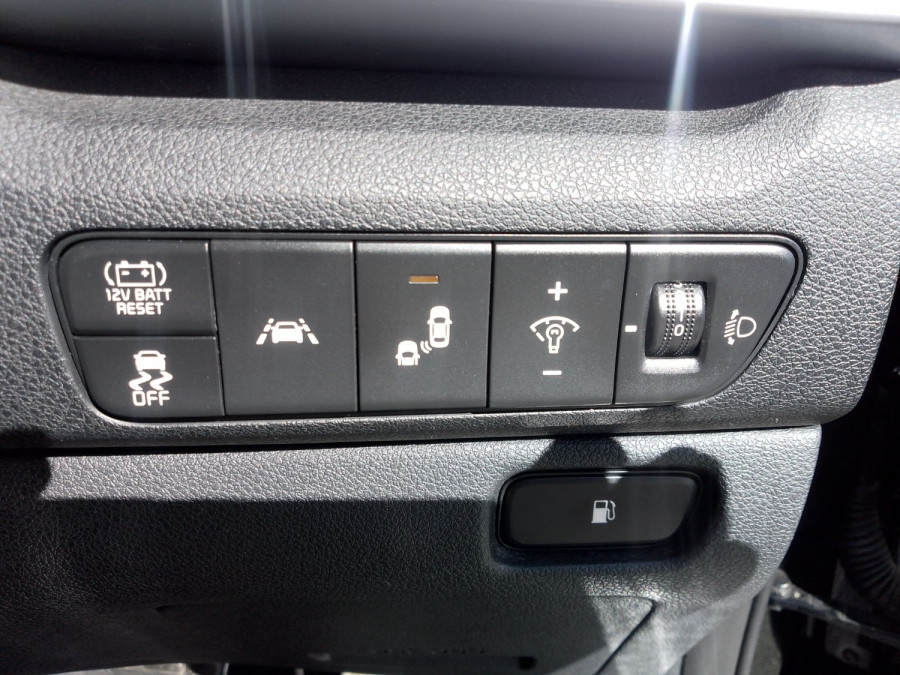 2021 Kia Niro DE Hybrid Sport SUV Image 21