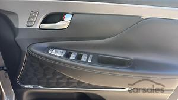 2023 Hyundai Santa Fe TM.V4 Highlander SUV image 20