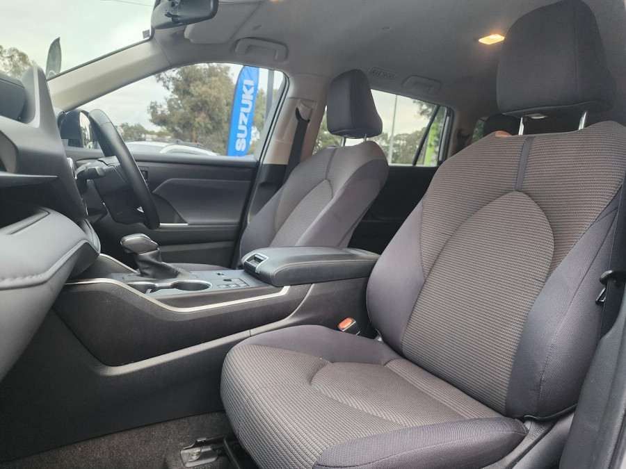 2023 Toyota Kluger TXUA75R (Petrol AWD) GX SUV Image 13