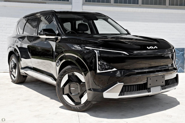 2026 Kia EV5 OVc Earth SUV Image 1