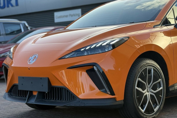 2024 MG MG4 MEH32 Essence 64 Hatch