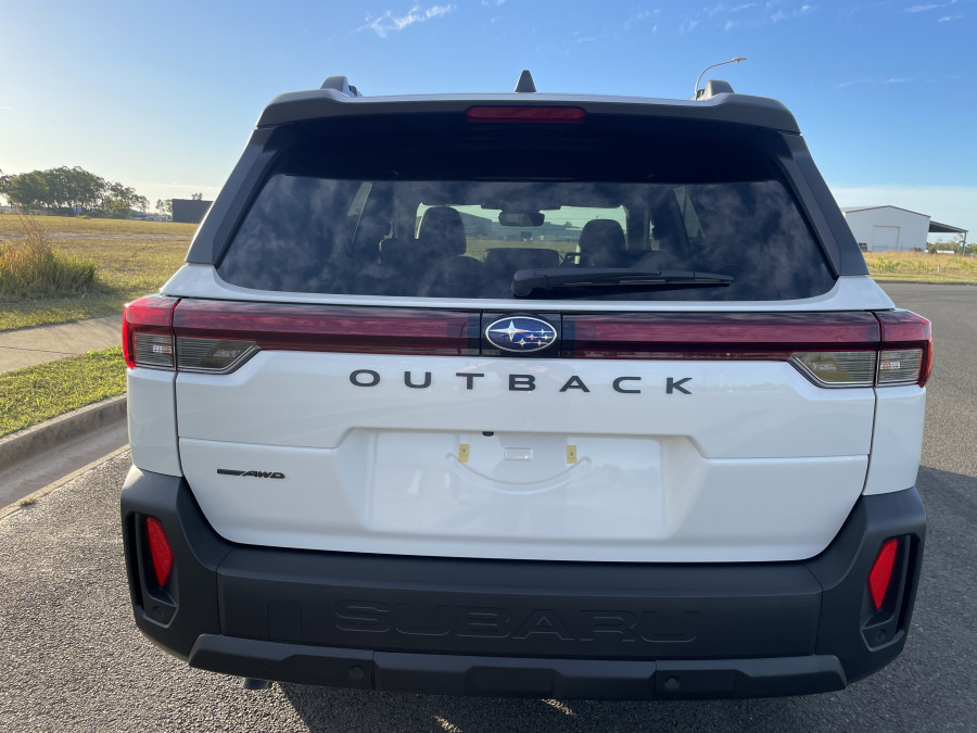 2026 Subaru Outback  7GEN AWD Touring SUV Image 7