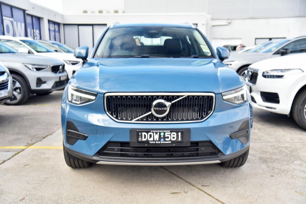 2024 MY25 Volvo XC40 XZ Plus B4 SUV Image 21