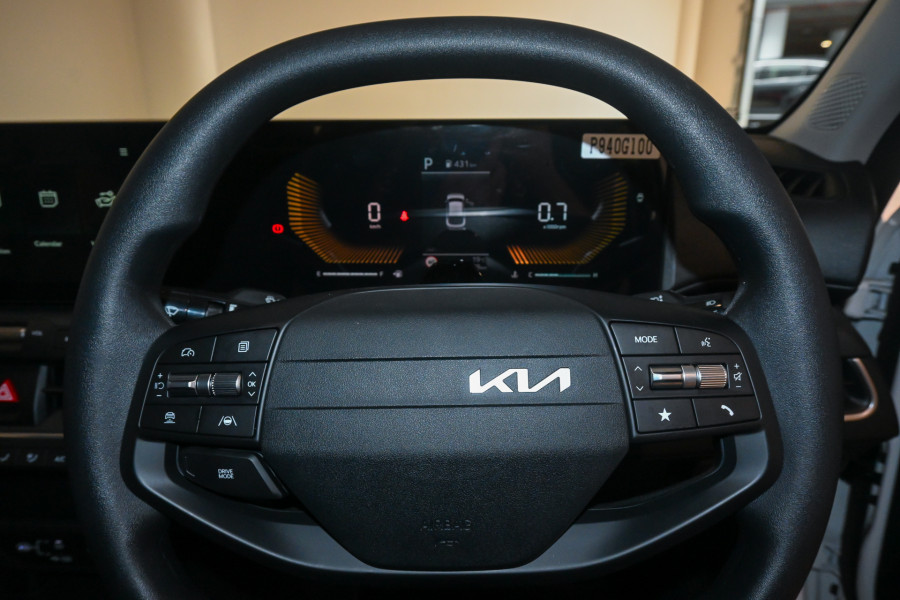 2025 Kia K4 CL4m S Sedan Image 11