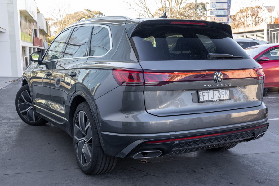 2025 MY26 Volkswagen Touareg RC 210TDI R-Line SUV Image 3