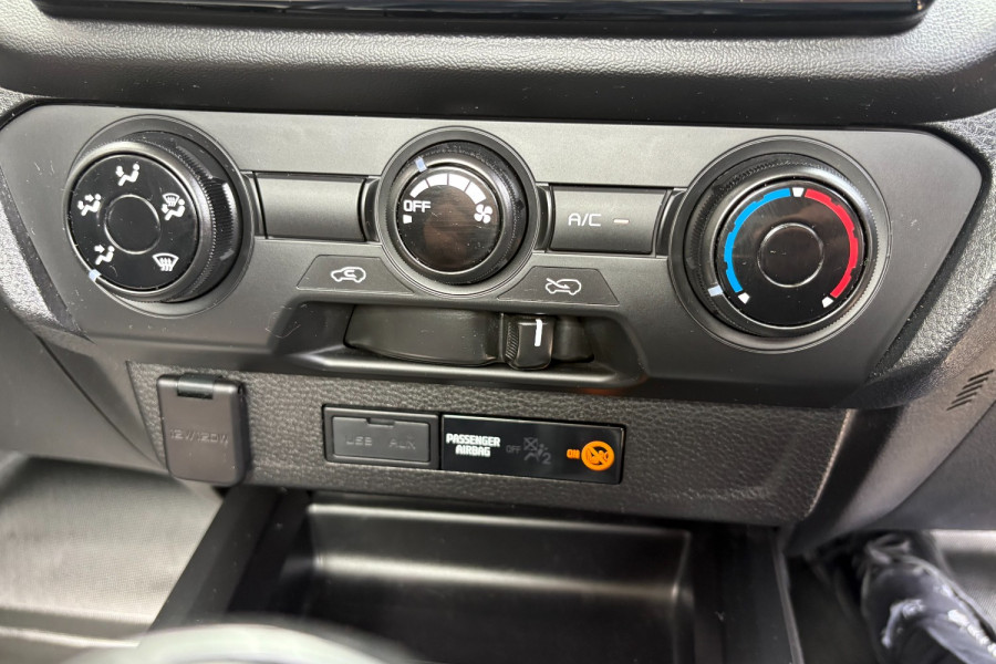 2021 MY22 Isuzu D-MAX RG SX High Ride Cab Chassis Image 17