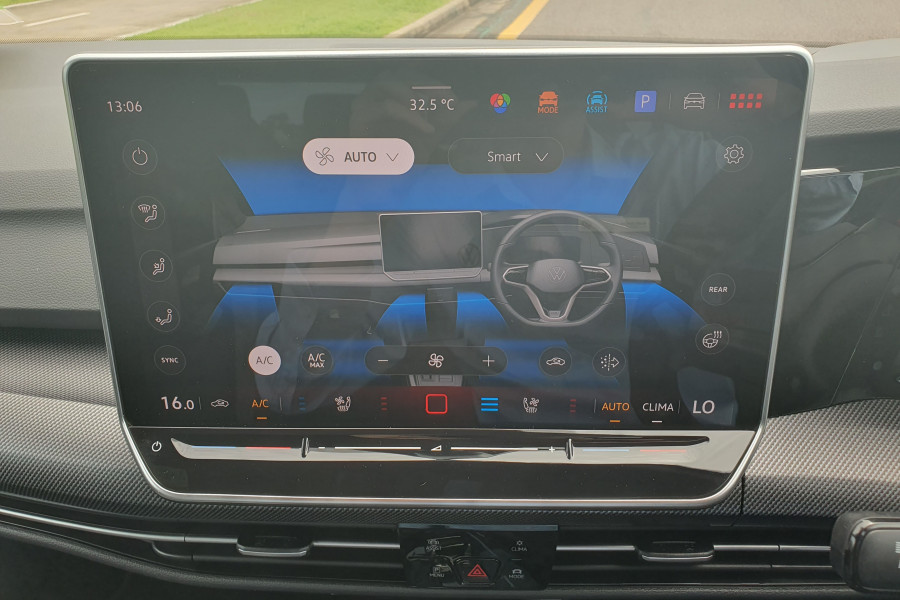 2025 Volkswagen Golf 8 GTI Hatch Image 18
