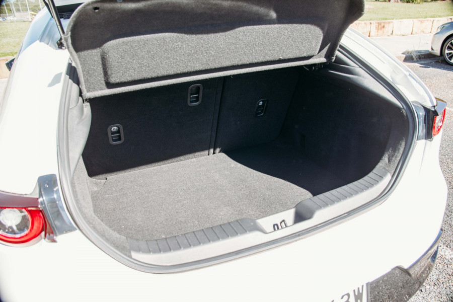 2022 Mazda 3 BP Series G25 GT Hatch Image 24