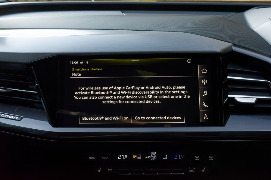 2025 Audi Q4 e-tron F4 55 SUV