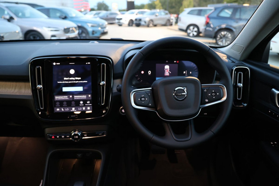 2026 Volvo XC40 XZ Plus B4 SUV Image 23
