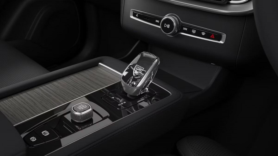 2026 Volvo XC90 L Series Ultra B5 Dark SUV Image 7