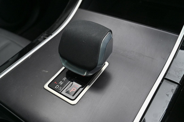 2026 MY26.5 Land Rover Range Rover Evoque L551 P250 Dynamic SE SUV image 17