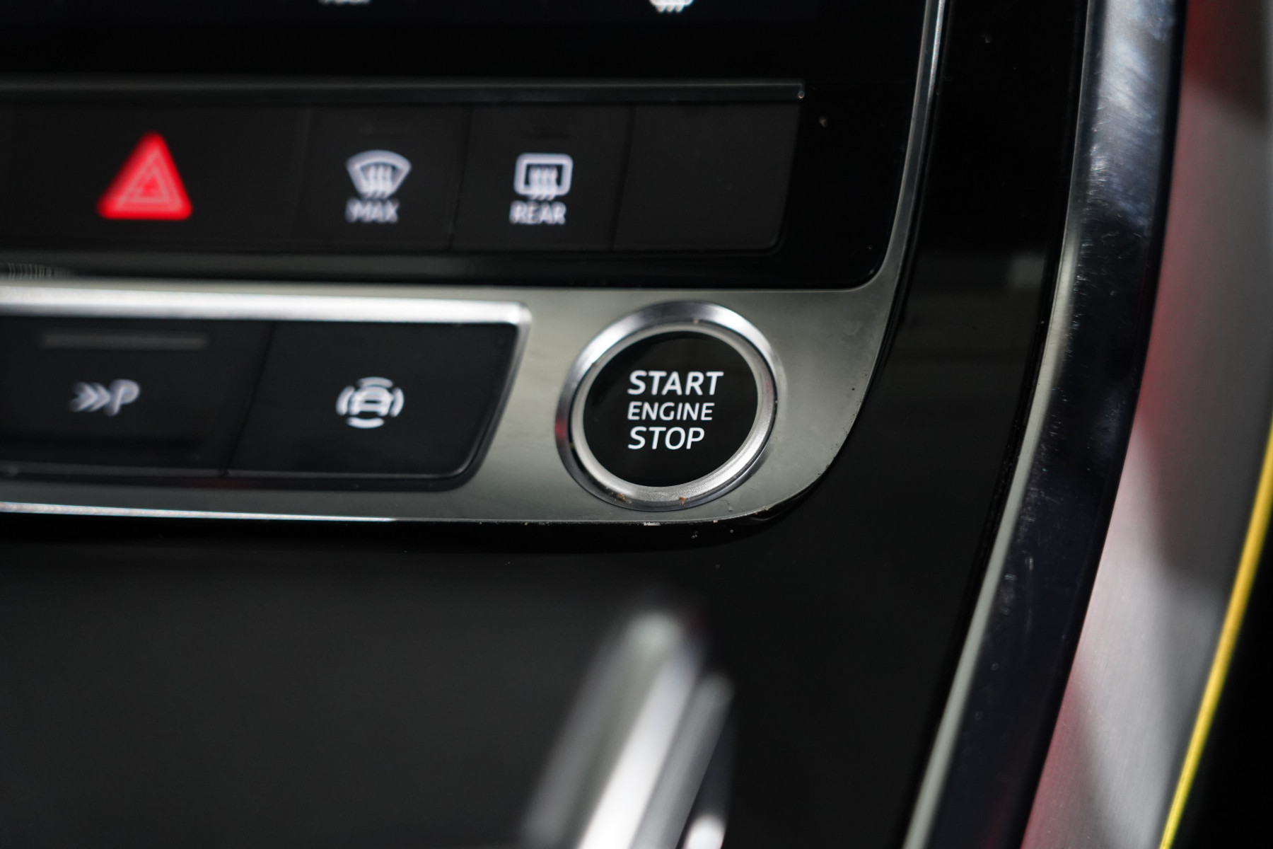 2023 Audi Q7 55 Tfsi S Line Quattro Mhev SUV Image 20