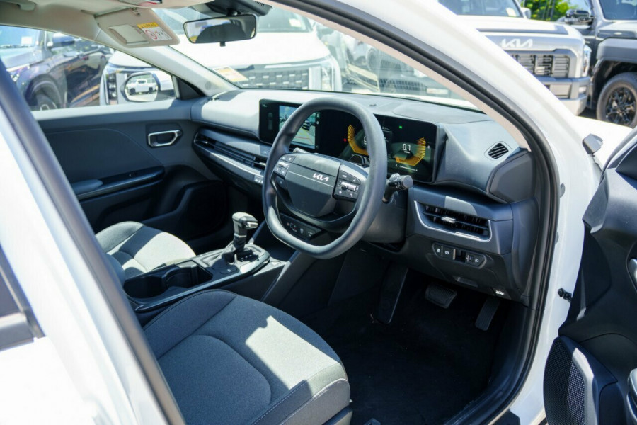 2026 Kia K4 CL4m S Hatch Image 15