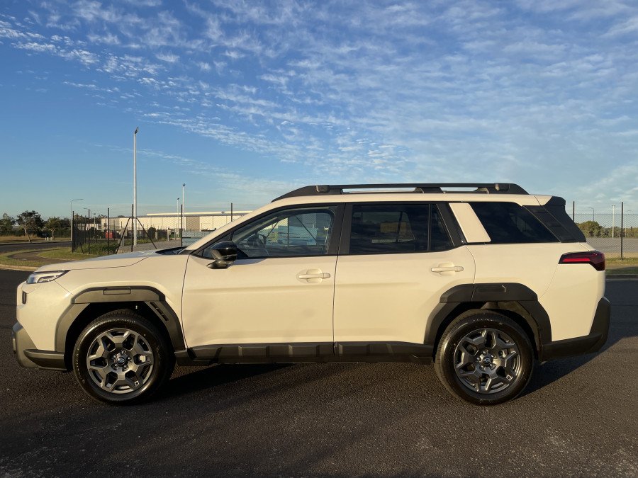 2026 Subaru Outback  7GEN AWD Premium Special Edition SUV Image 4