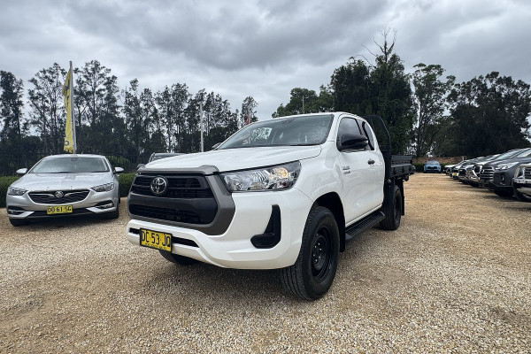 2021 Toyota HiLux GUN126R SR Extra Cab Chassis Image 22