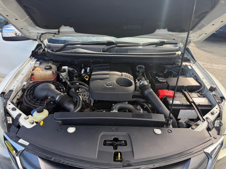 2017 Mazda BT-50 UR GT Ute Image 29