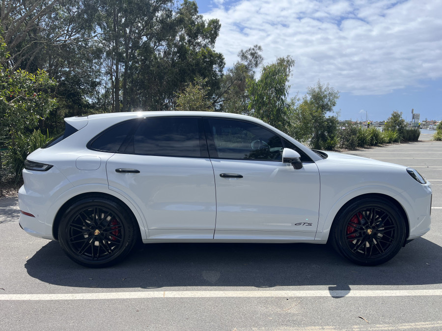 2024 Porsche Cayenne 9YA II GTS SUV Image 9