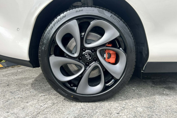 2026 MY25 MG IM6 S12L Platinum SUV Image 5