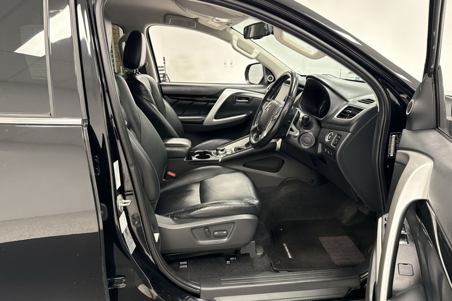 2018 MY19 Mitsubishi Pajero Sport QE Exceed SUV Image 19