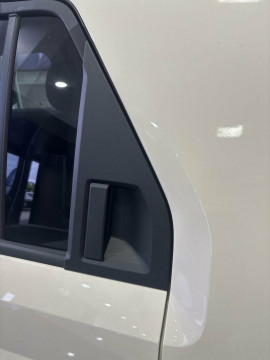2025 Hyundai Inster  Extended Range SUV image 28