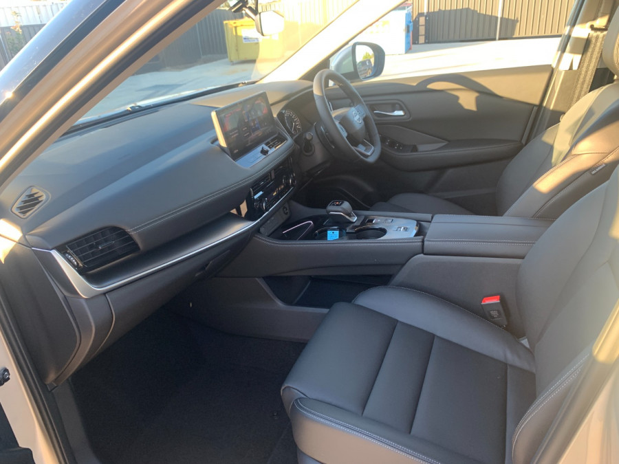 2026 Nissan X-Trail T33 ST-L SUV Image 12
