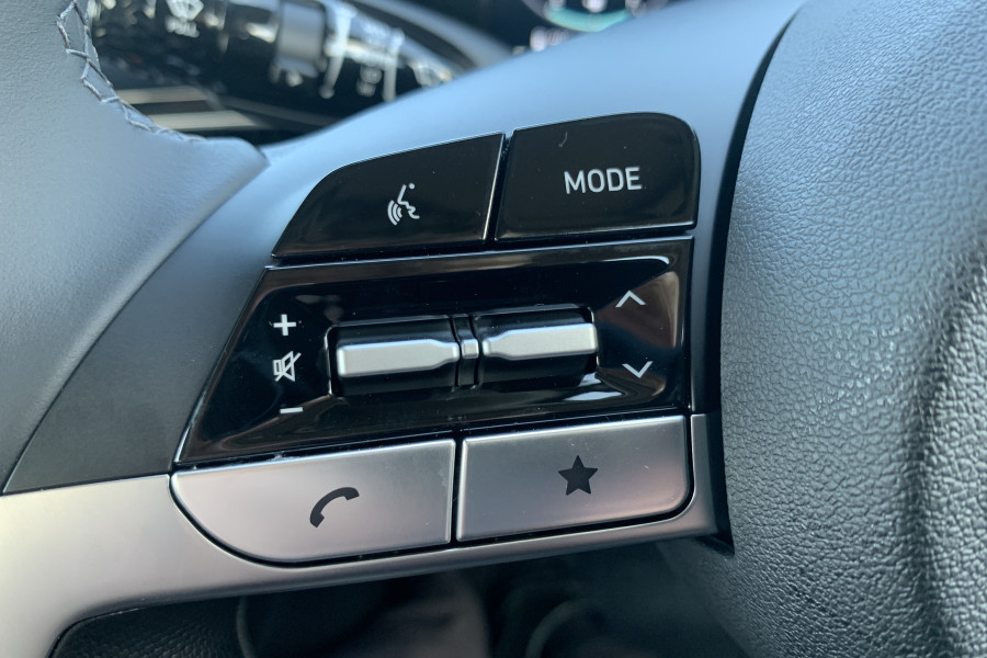 2024 MY25 Hyundai i30 CN7.V2 Elite Hybrid Sedan Image 17