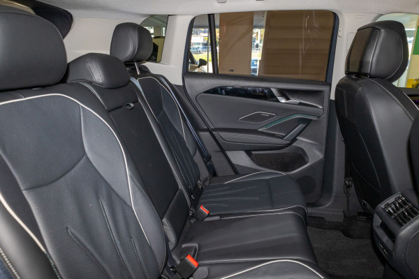 2025 Volkswagen Tiguan CT 150TSI Elegance SUV Image 9