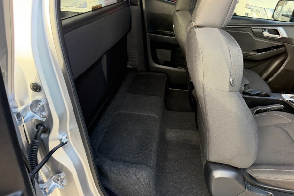 2021 MY22 Isuzu D-MAX RG LS-U Ute Image 14