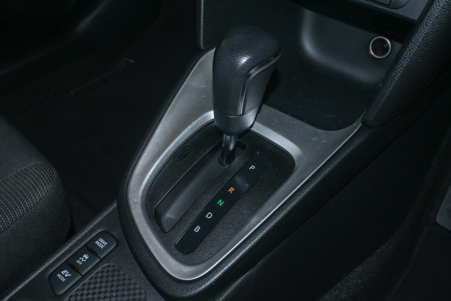 2020 Toyota Yaris Cross MXPJ10R GX SUV Image 14
