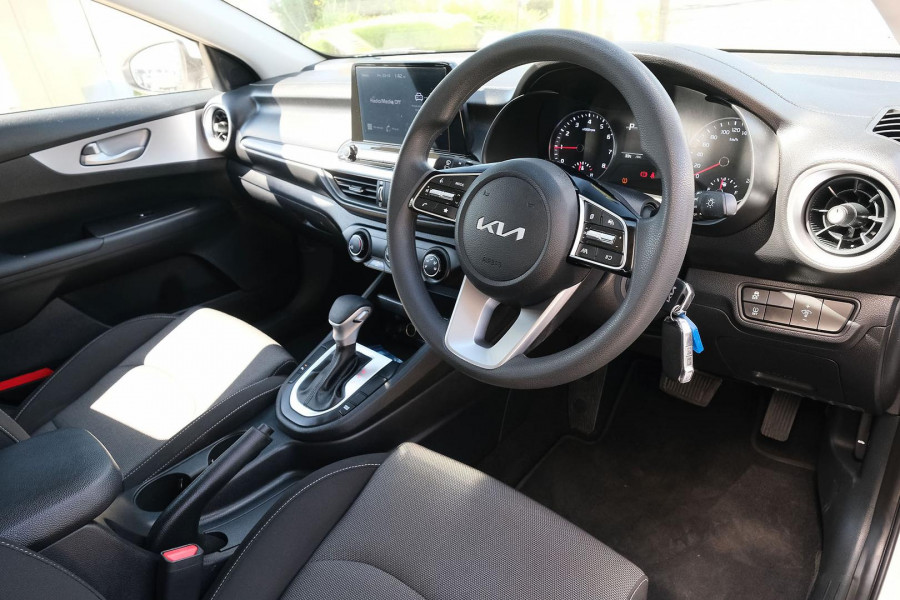 2023 Kia Cerato BD S Hatch Image 18