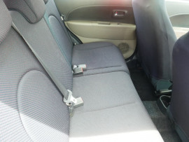 2005 Daihatsu Sirion M3 Hatchback Hatchback