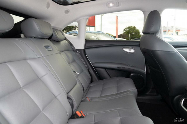 2026 MY25 MG IM6 S12L Performance SUV Image 8