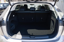 2025 MG HS AS33 Essence SUV
