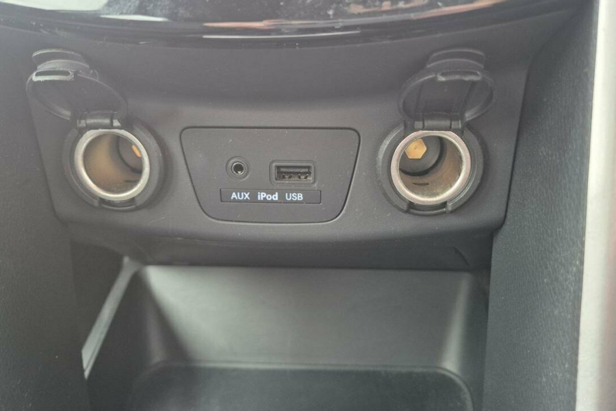 2013 Hyundai i30 GD2 Active Hatch Image 17