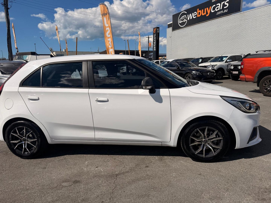2019 MY18 MG MG3 SZP1 Core Hatch Image 5
