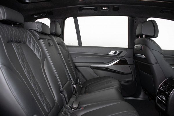 2025 BMW X7 G07 LCI xDrive40d Design Pure Excellence SUV