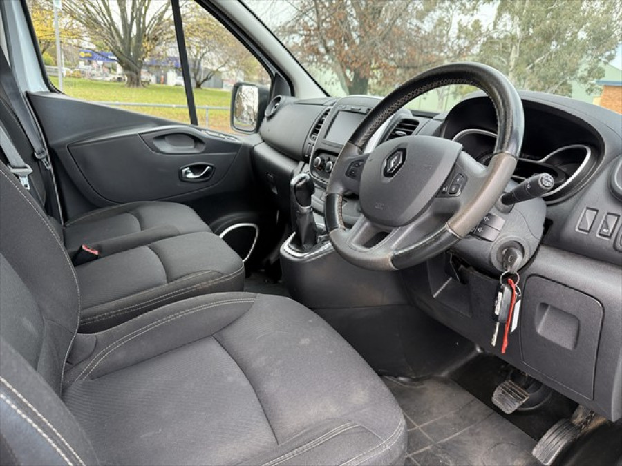2022 Renault Trafic X82 Crew Lifestyle 125kW Van Image 10