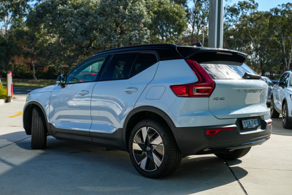 2023 MY24 Volvo XC40 XZ Recharge Pure Electric SUV Image 5