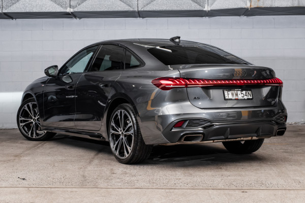 2025 Audi A5 B10 TFSI 150kW S line Sedan image 2