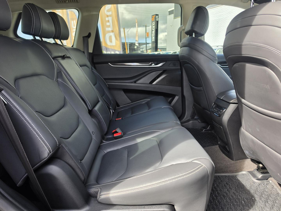 2022 LDV D90 SV9A Executive SUV Image 17
