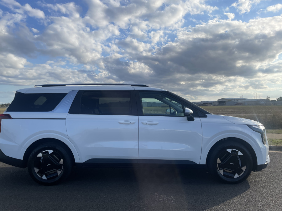 2026 Kia Carnival KA4 PE Sport+ People Mover Image 2