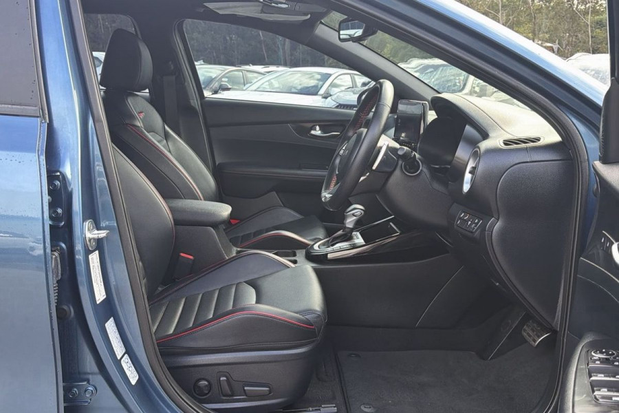 2022 Kia Cerato BD GT Hatch Image 22