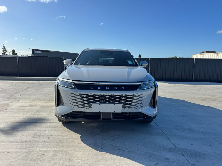 2026 MY25 Jaecoo Omoda 9 Wagon Image 2