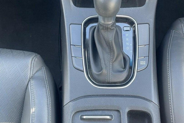 2017 MY18 Hyundai i30 PD Elite Hatch Image 19