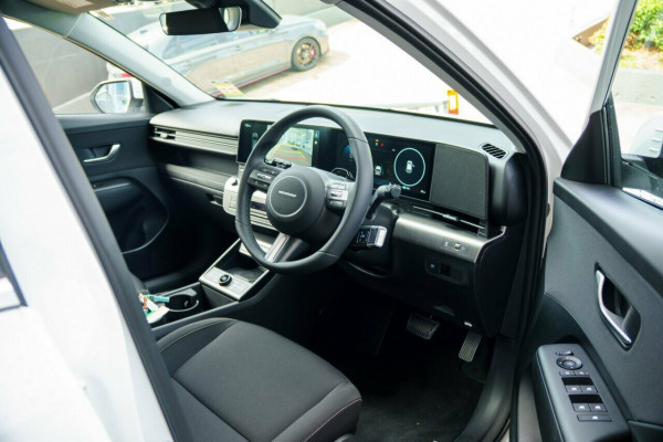 2026 Hyundai KONA SX2.V2  Electric SUV Image 15