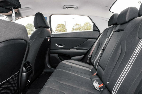 2025 Hyundai i30 CN7.V2 Hybrid Sedan Image 7