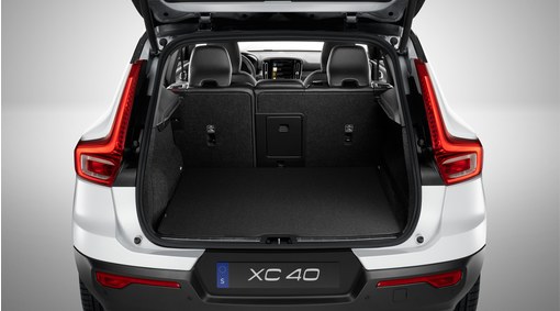 Reversible/folding textile load compartment mat